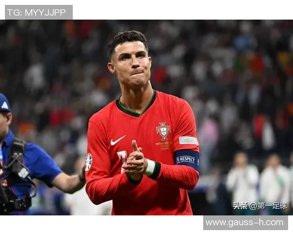 足球明星高清分档图片展示让你一睹球场传奇风采与精彩瞬间 足球明星高清分档图片展示让你一睹球场传奇风采与精彩瞬间