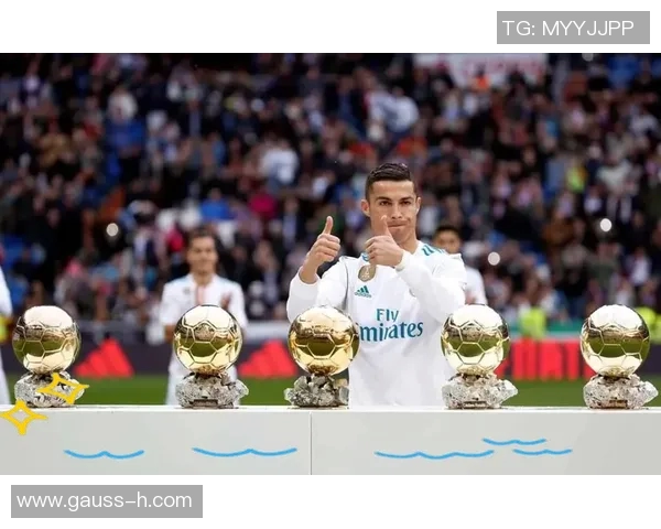 史上出牌最多的足球明星揭秘与传奇生涯的精彩瞬间回顾 史上出牌最多的足球明星揭秘与传奇生涯的精彩瞬间回顾