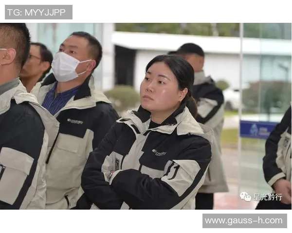 广州羽毛球队团队协作的成功之道与发展策略探讨